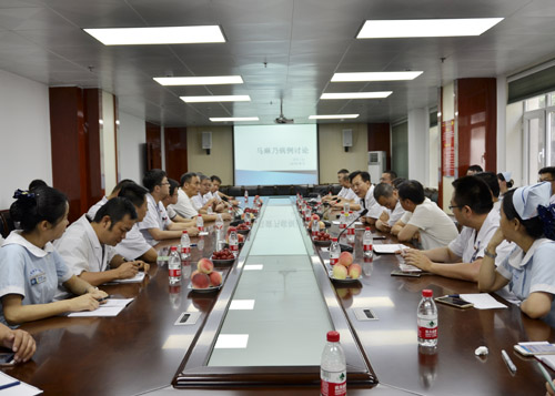 c85d6d8ad1.jpg 11.jpg